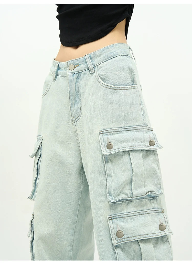 Light Wash Baggy Cargo Jeans with Multiple Flap Pockets