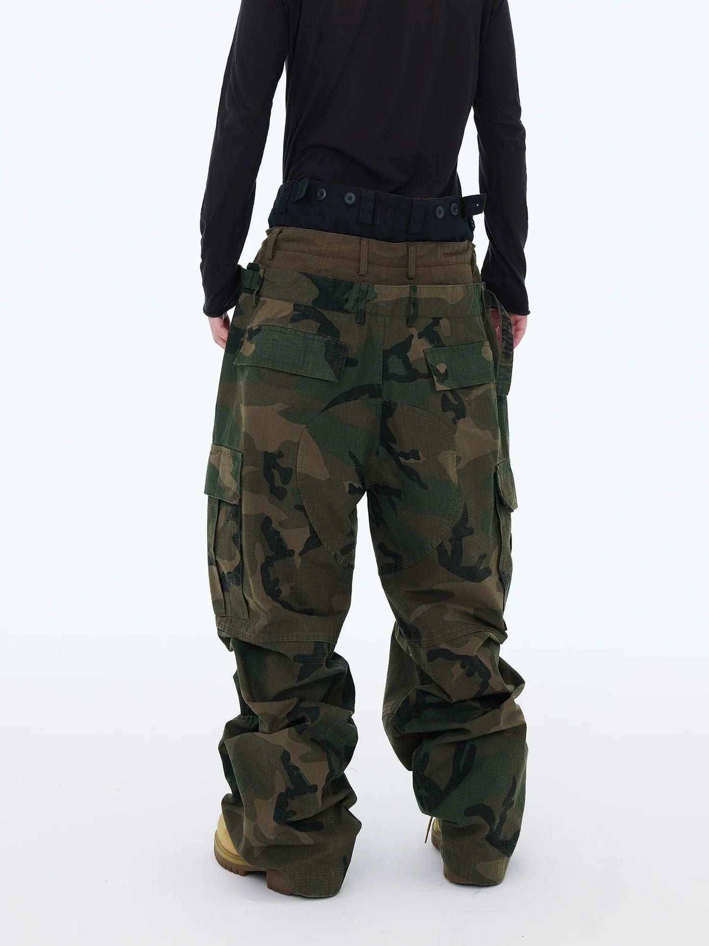 RogueDrift Mega Cargo Camos: Bold Utility Meets Comfort