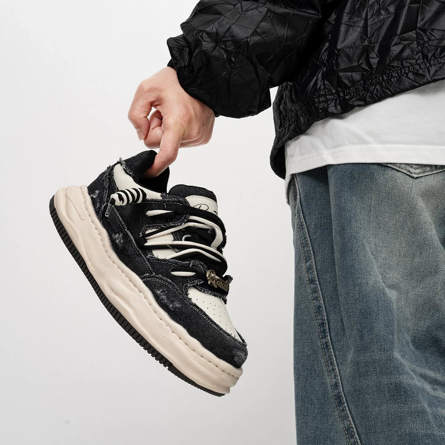 Obsidian Canvas Relic Sneakers