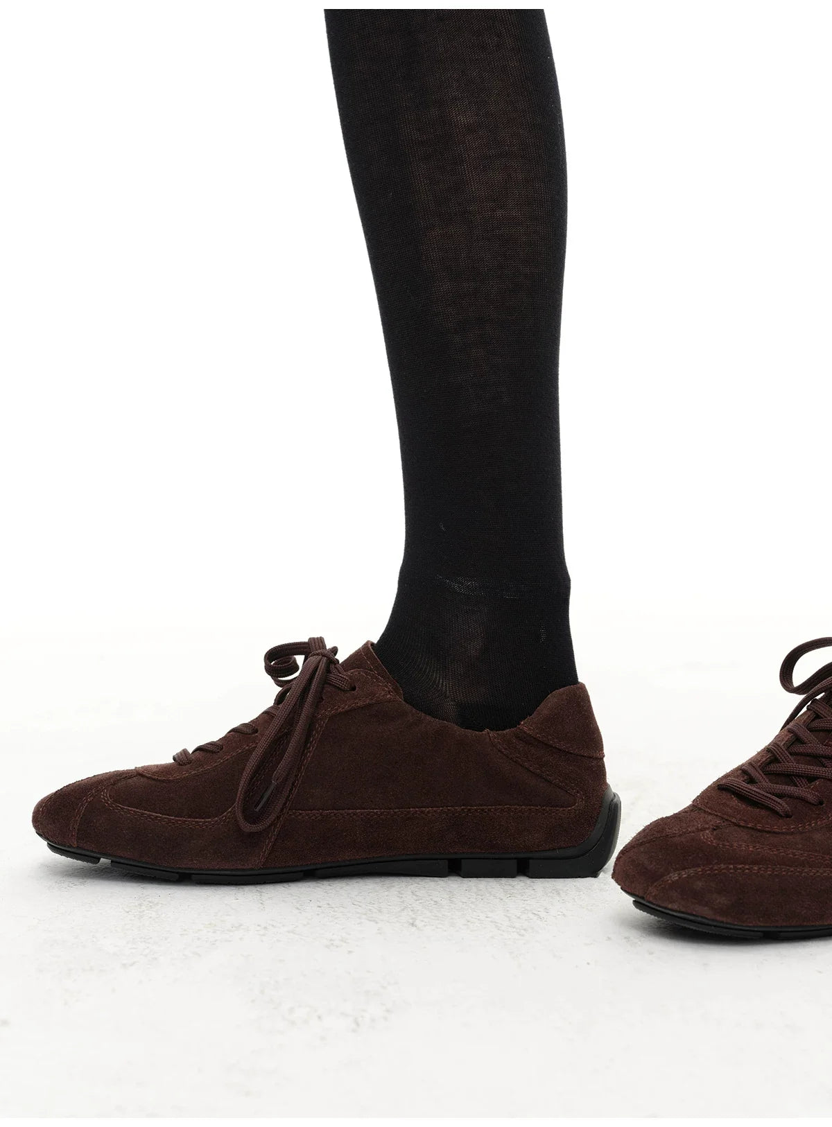 Suede Minimalist Lace-Up Sneakers - Skipkicks