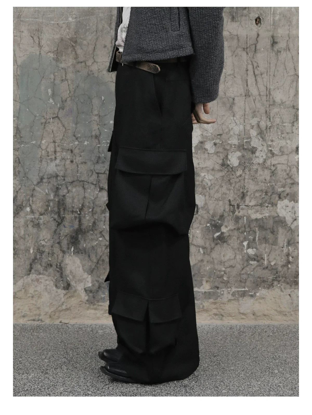 Black Wide-Leg Multi-Pocket Cargo Trousers