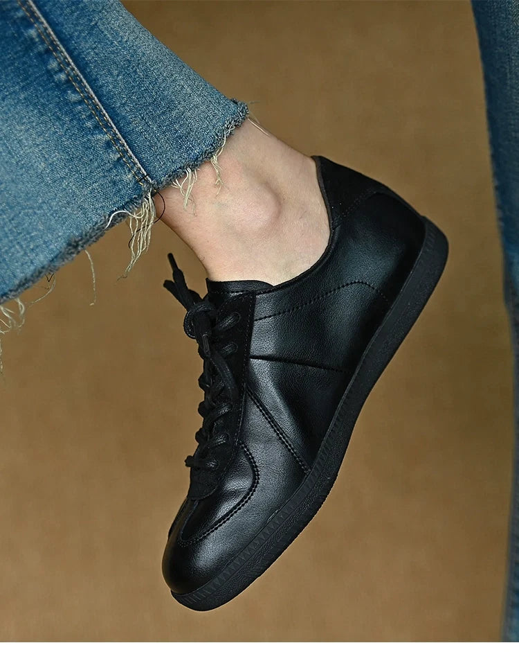 Midnight Urban Classic Sneakers - Skipkicks