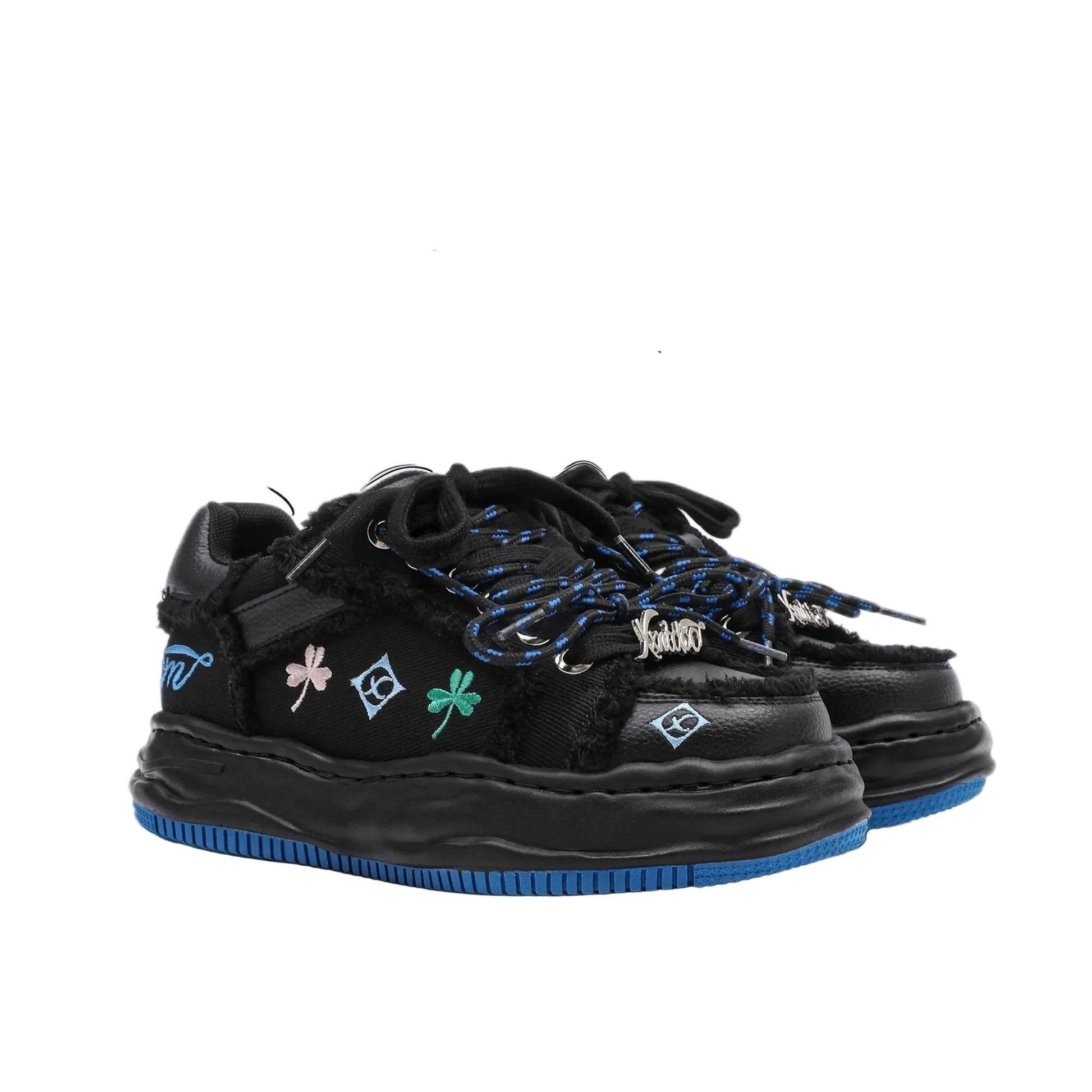 Distressed Embroidered Platform Sneakers - Skipkicks