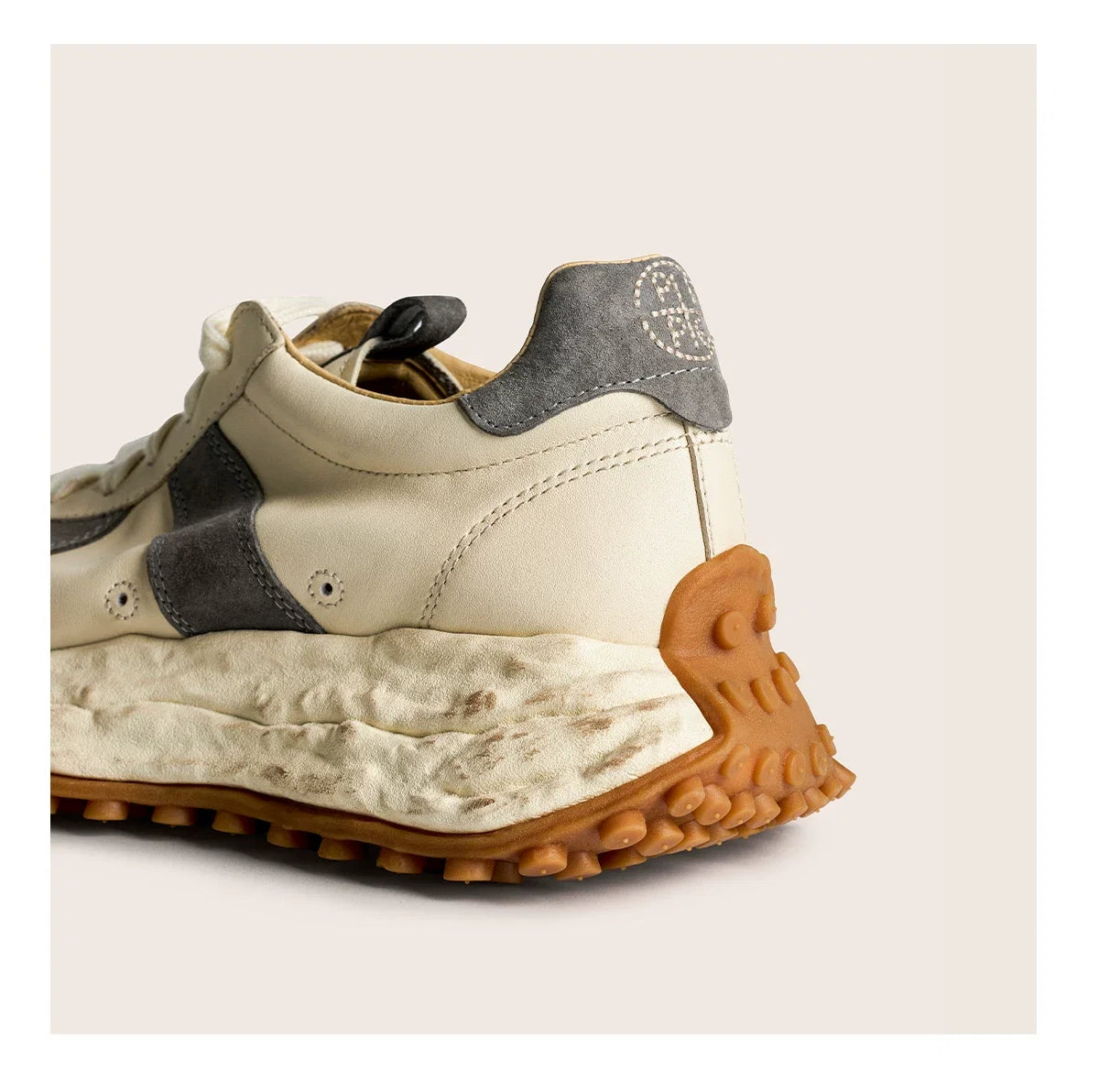 Retro Trail Leather Sneakers - Skipkicks