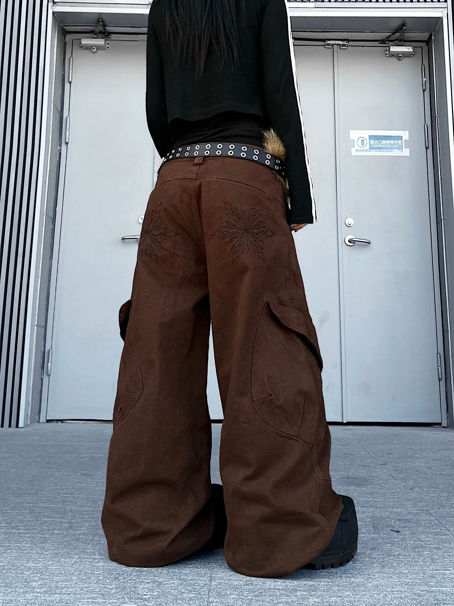 Men's Multi-Pocket Panel Wide-Leg Cargo Pants - Stylish Utility Wear