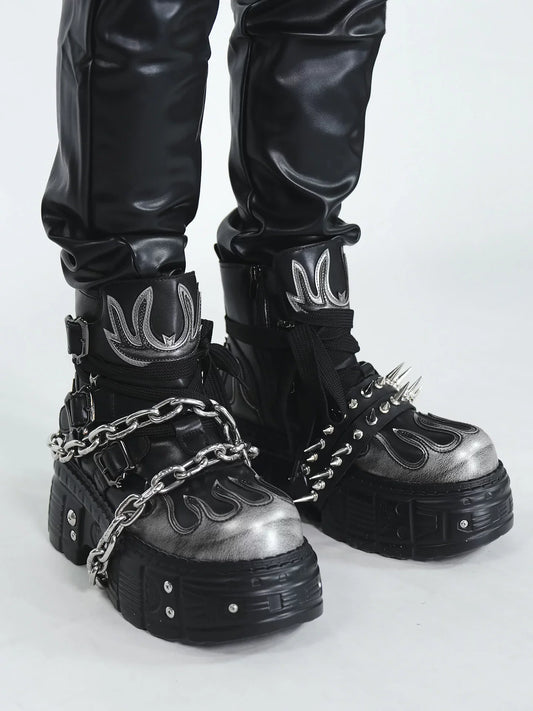 Black Chain-Spike Platform Boots - Skipkicks