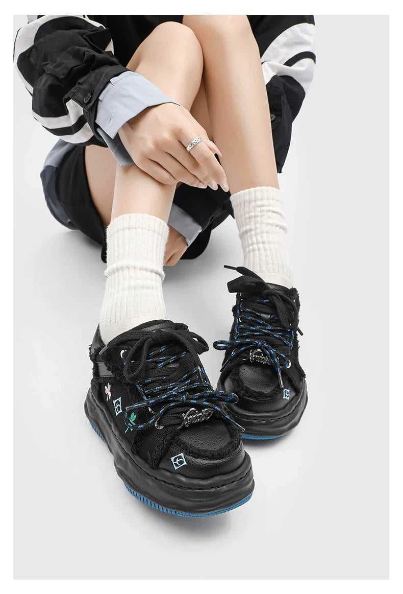 Distressed Embroidered Platform Sneakers - Skipkicks