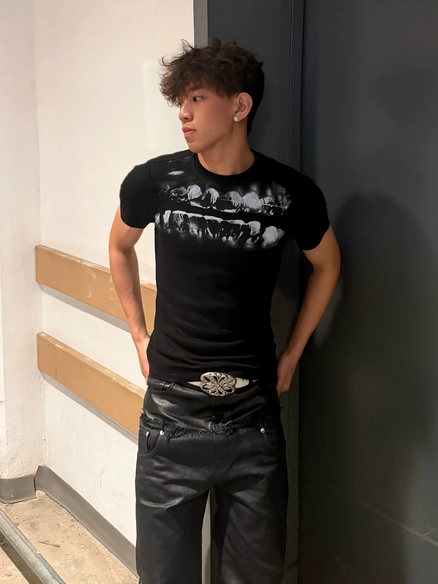Graphic Teeth Print Slim Fit T-Shirt