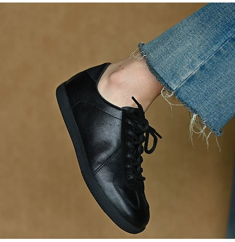 Midnight Urban Classic Sneakers - Skipkicks