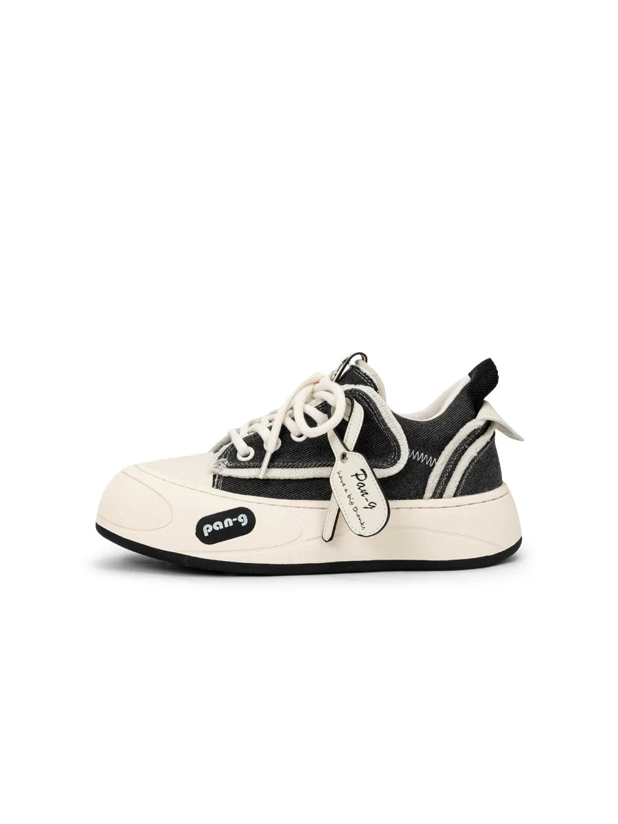 Monochrome Tag Canvas Sneakers - Skipkicks