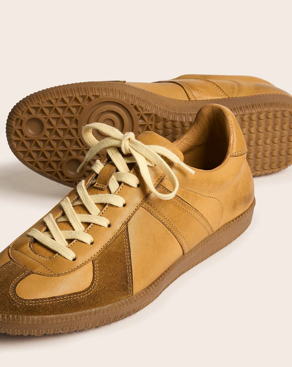 Artisan Heritage Sneakers - Skipkicks