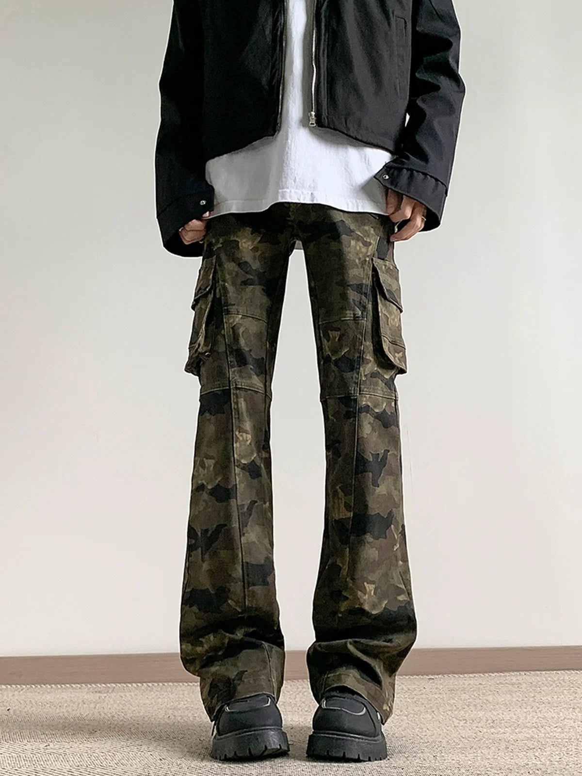 Wide-Leg Camo Cargo Pants with Side Pockets