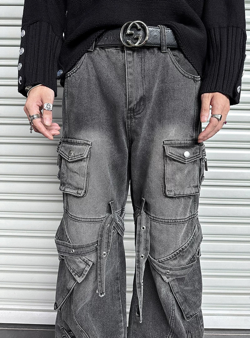 Grayscale Ruin Strapped-Cargo Flares – Industrial Style Redefined