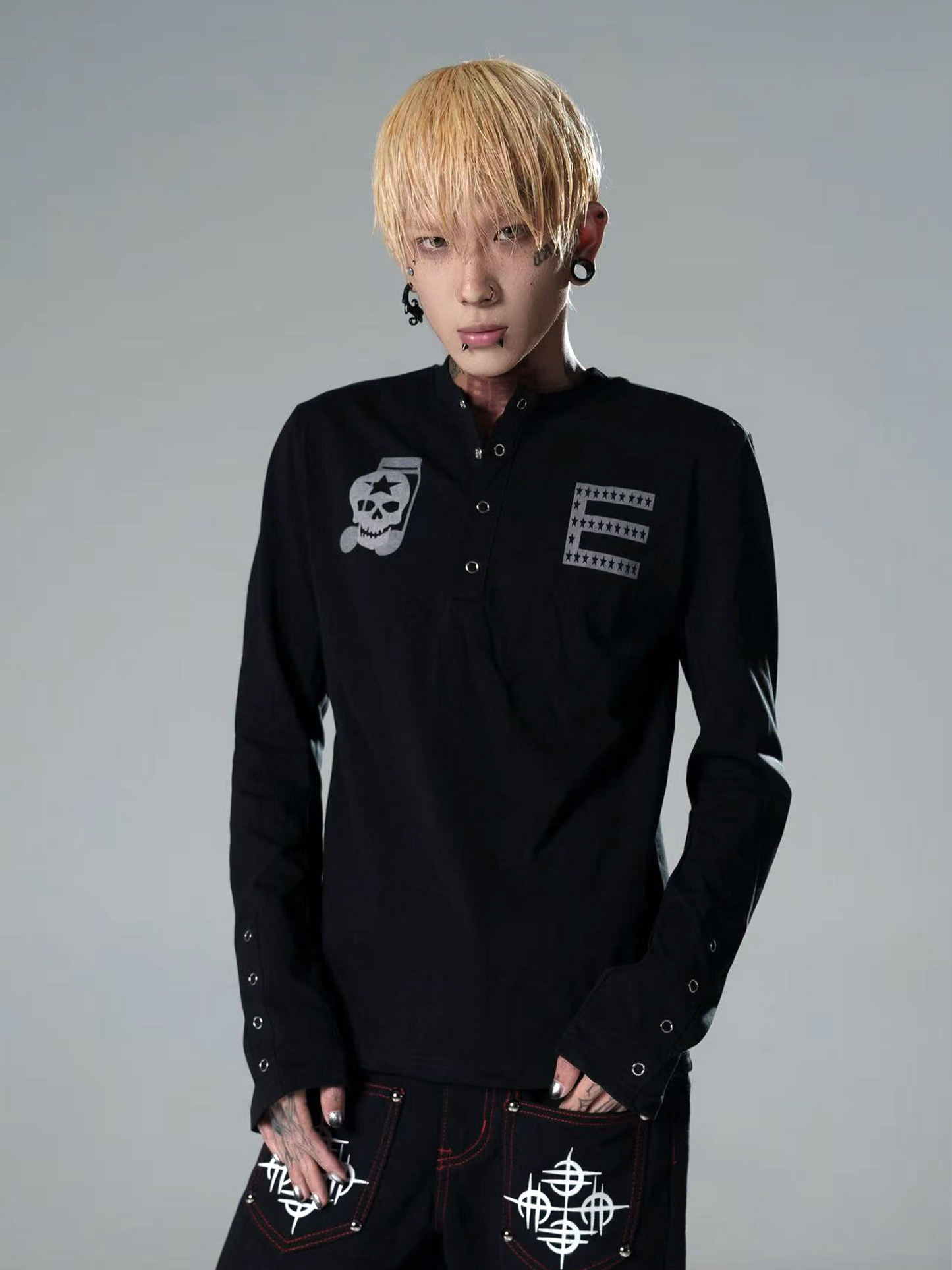 Eclipse Glyph Skull Henley Longsleeve