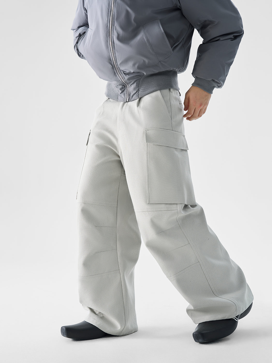 Structured Pocket Utility Cargo Pants