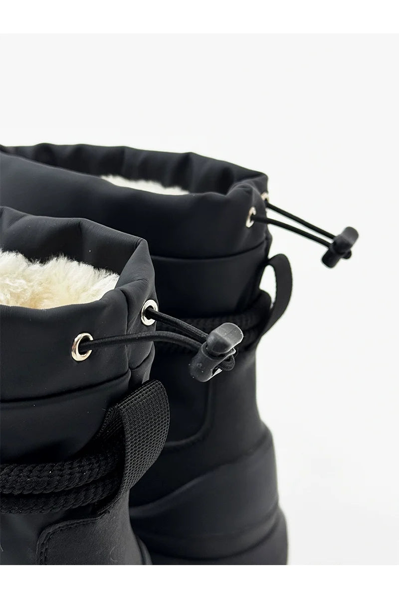 Black Winter Boots with Chunky Soles and Fleece Lining - Skipkicks