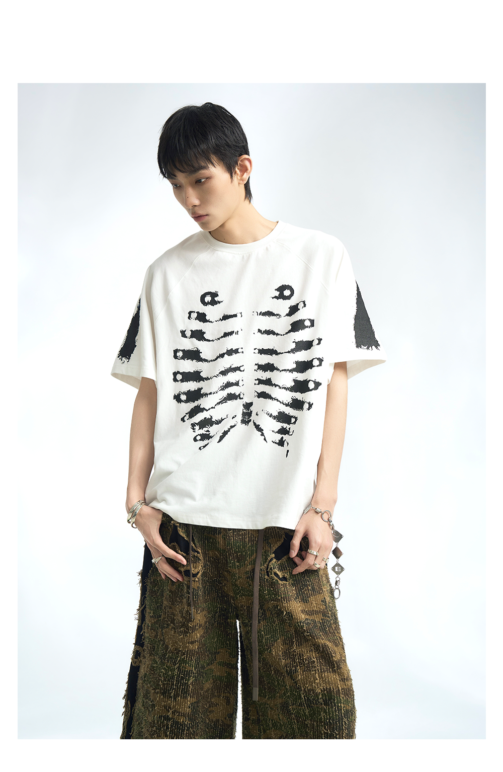 Skeleton Graphic Oversized Raglan T-Shirt