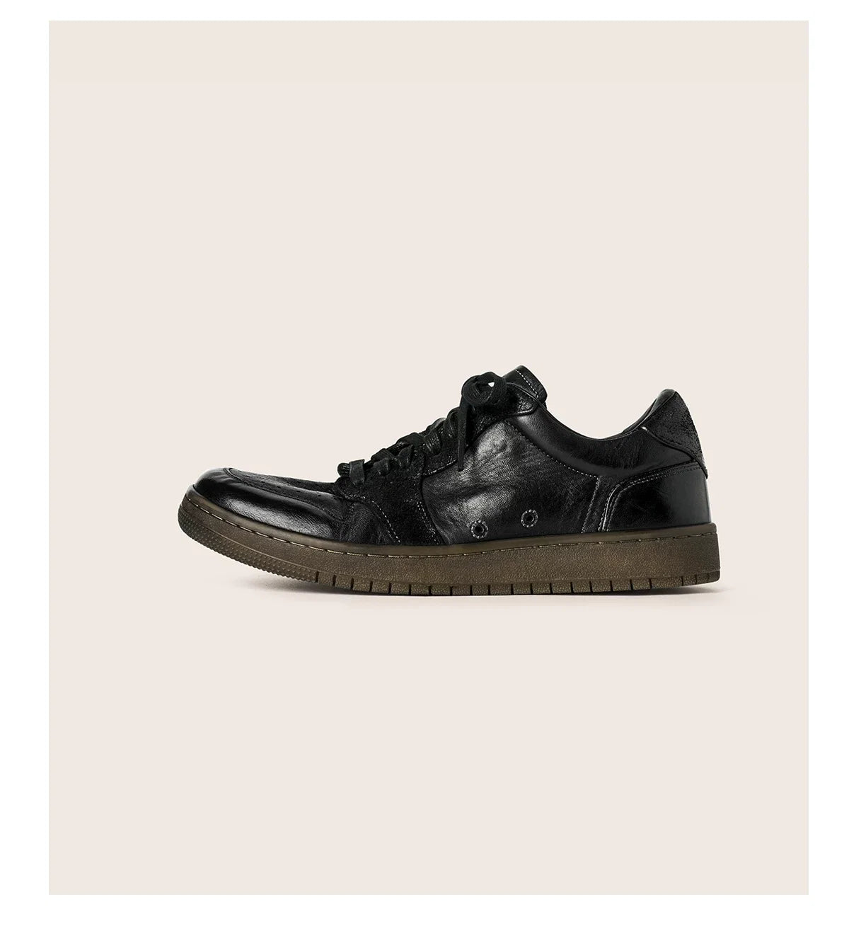 Vintage Black Leather Low-Top Sneakers - Skipkicks