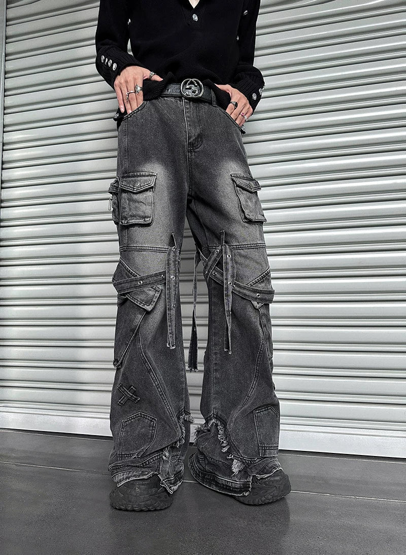 Grayscale Ruin Strapped-Cargo Flares – Industrial Style Redefined