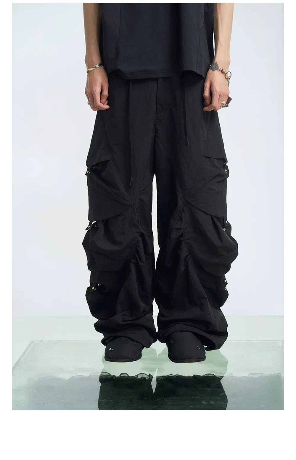Convertible Panel Utility Cargo Pants - Style Meets Functionality