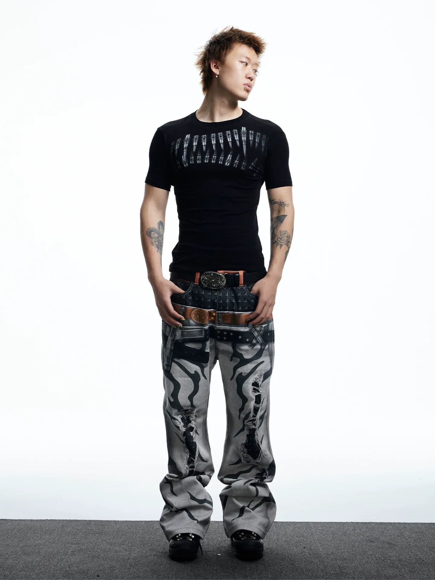 Graphic Teeth Print Slim Fit T-Shirt