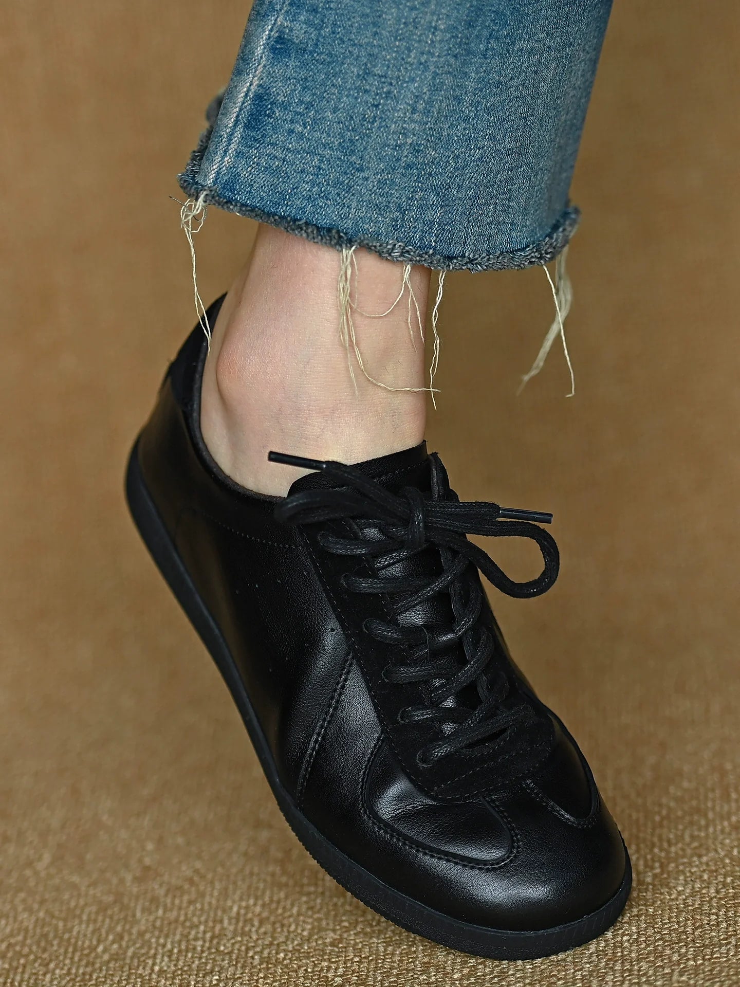 Midnight Urban Classic Sneakers - Skipkicks