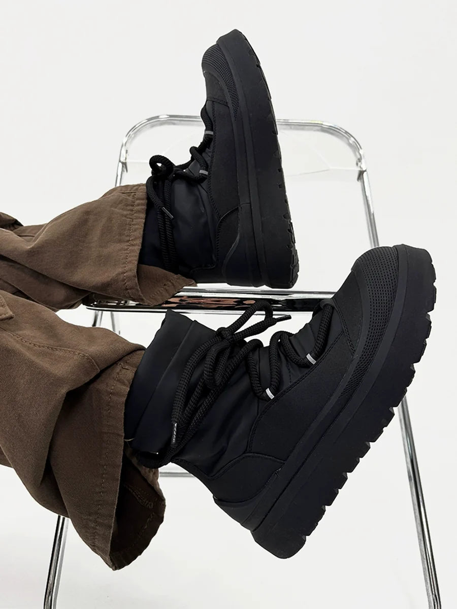 Black Winter Boots with Chunky Soles and Fleece Lining - Skipkicks
