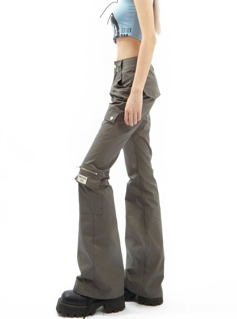 Black Flared Cargo Pants with Multiple Pockets for Style and Function