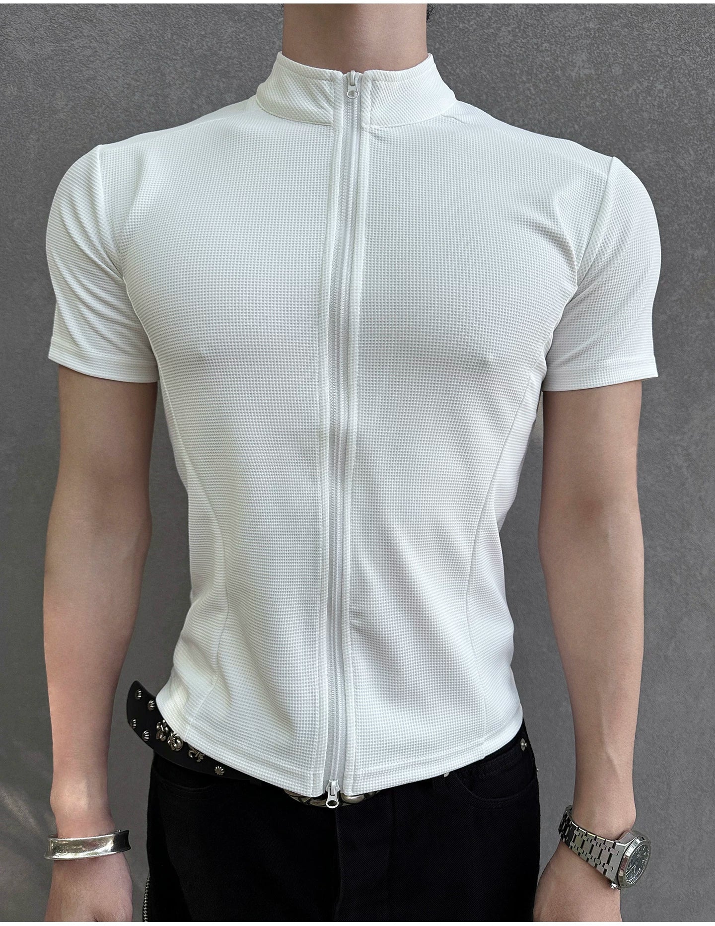 Frostgrid Sculpt Zip Mock Tee