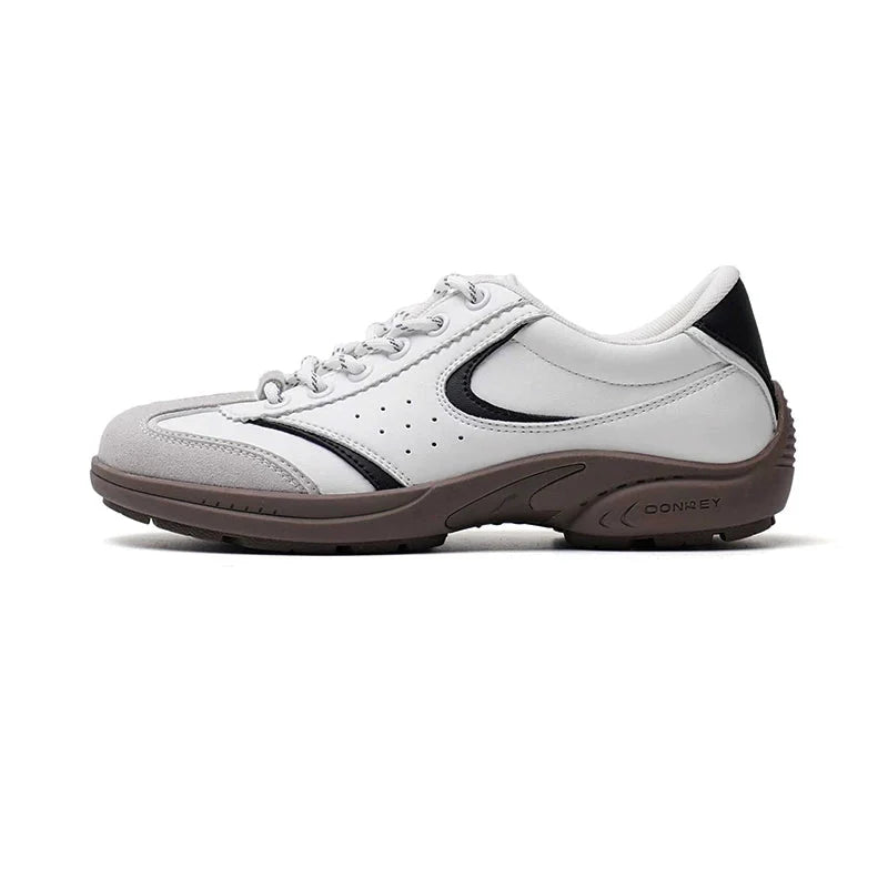 CurveLine Classic Court Sneakers