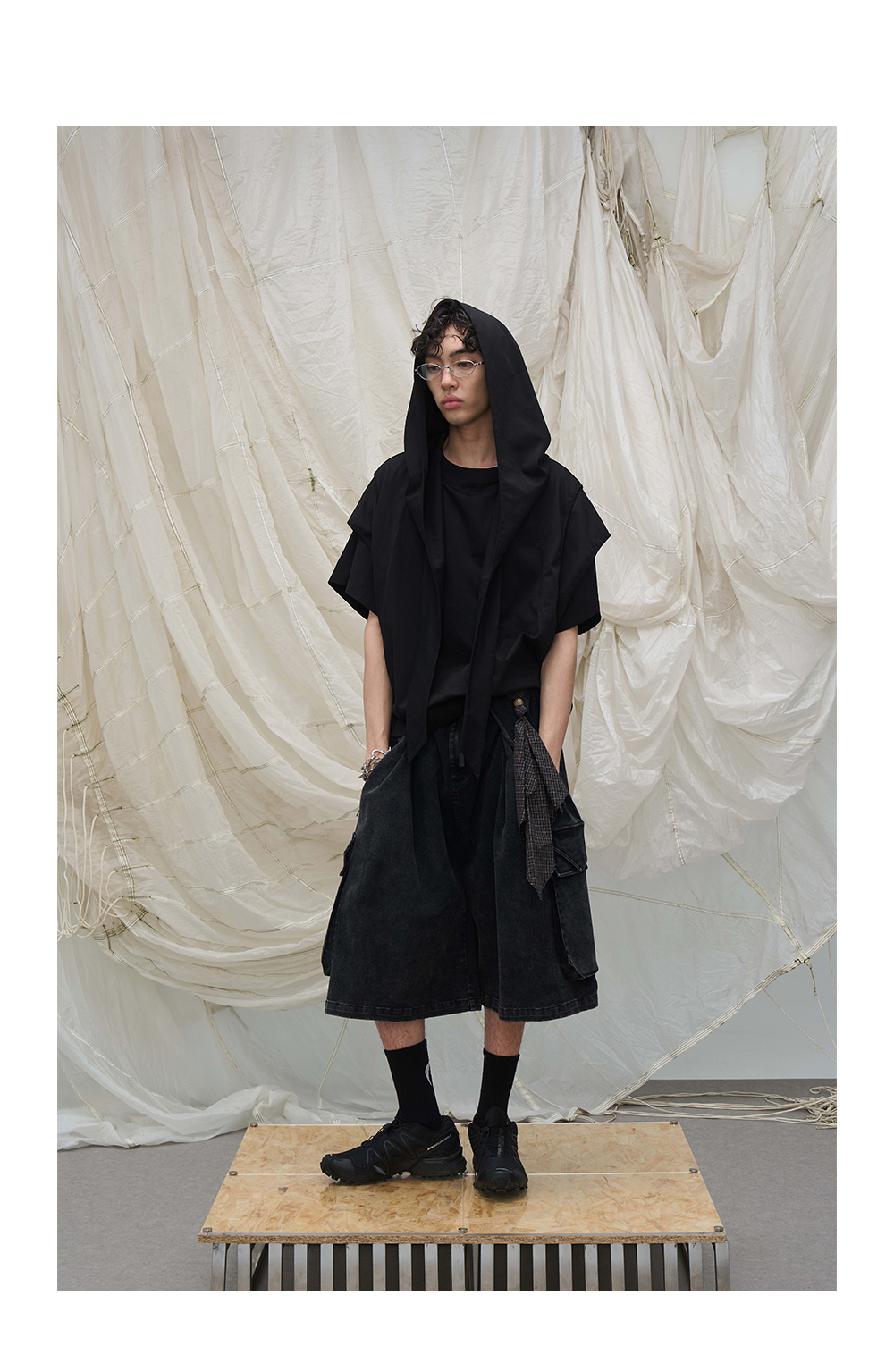 Draped Scarf Cargo Culotte Shorts
