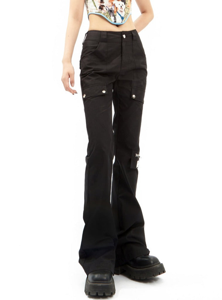 Black Flared Cargo Pants with Multiple Pockets for Style and Function