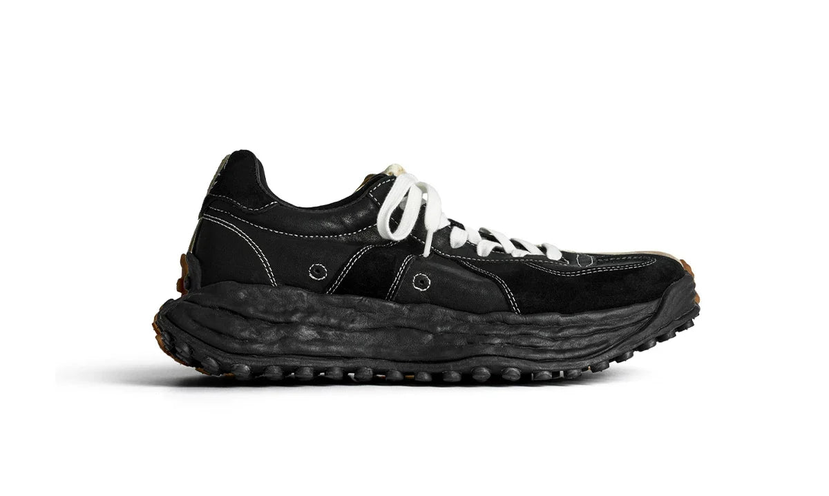 Retro Trail Leather Sneakers - Skipkicks