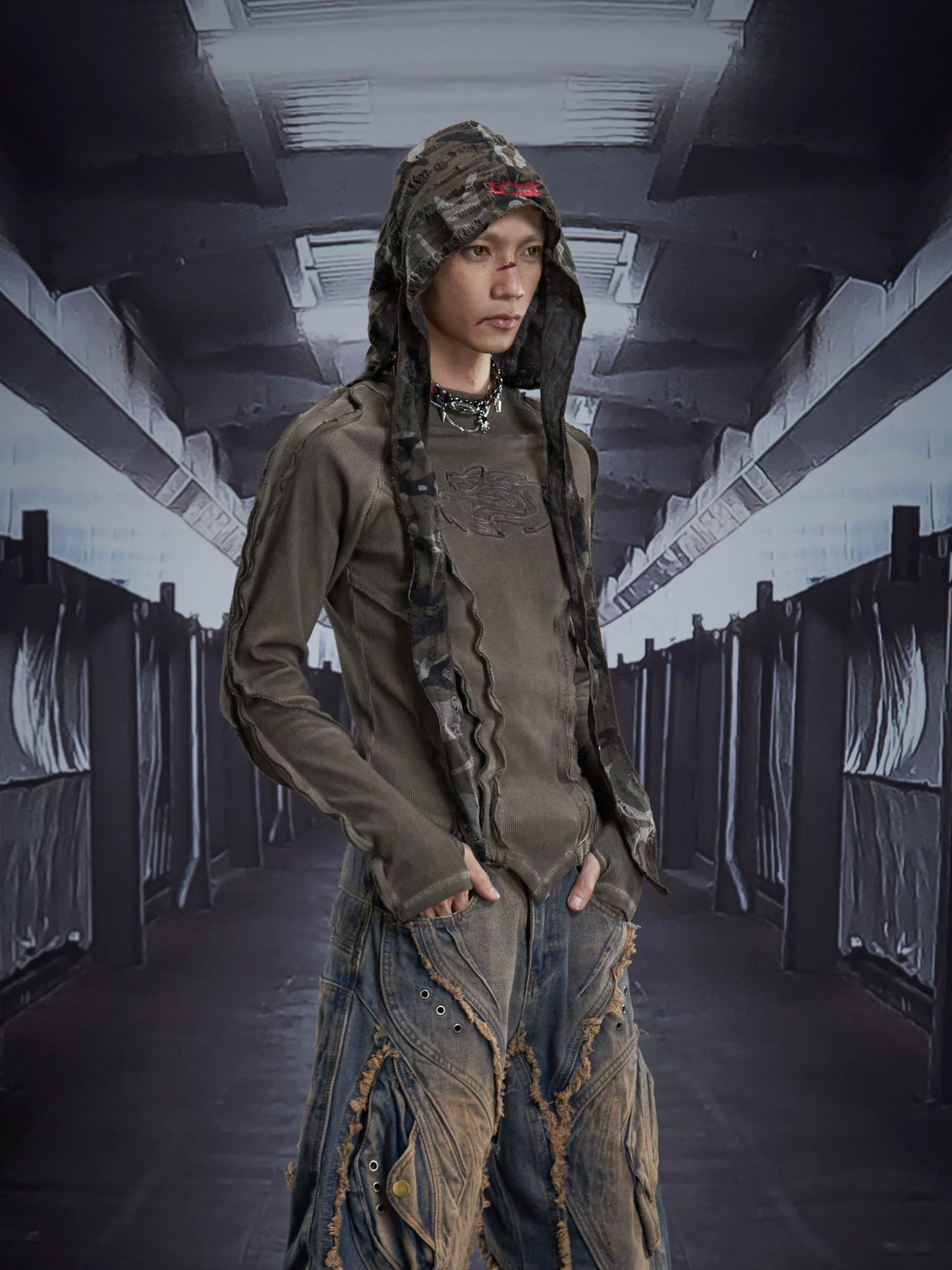 Spectral Spine Ruched Longsleeve Top