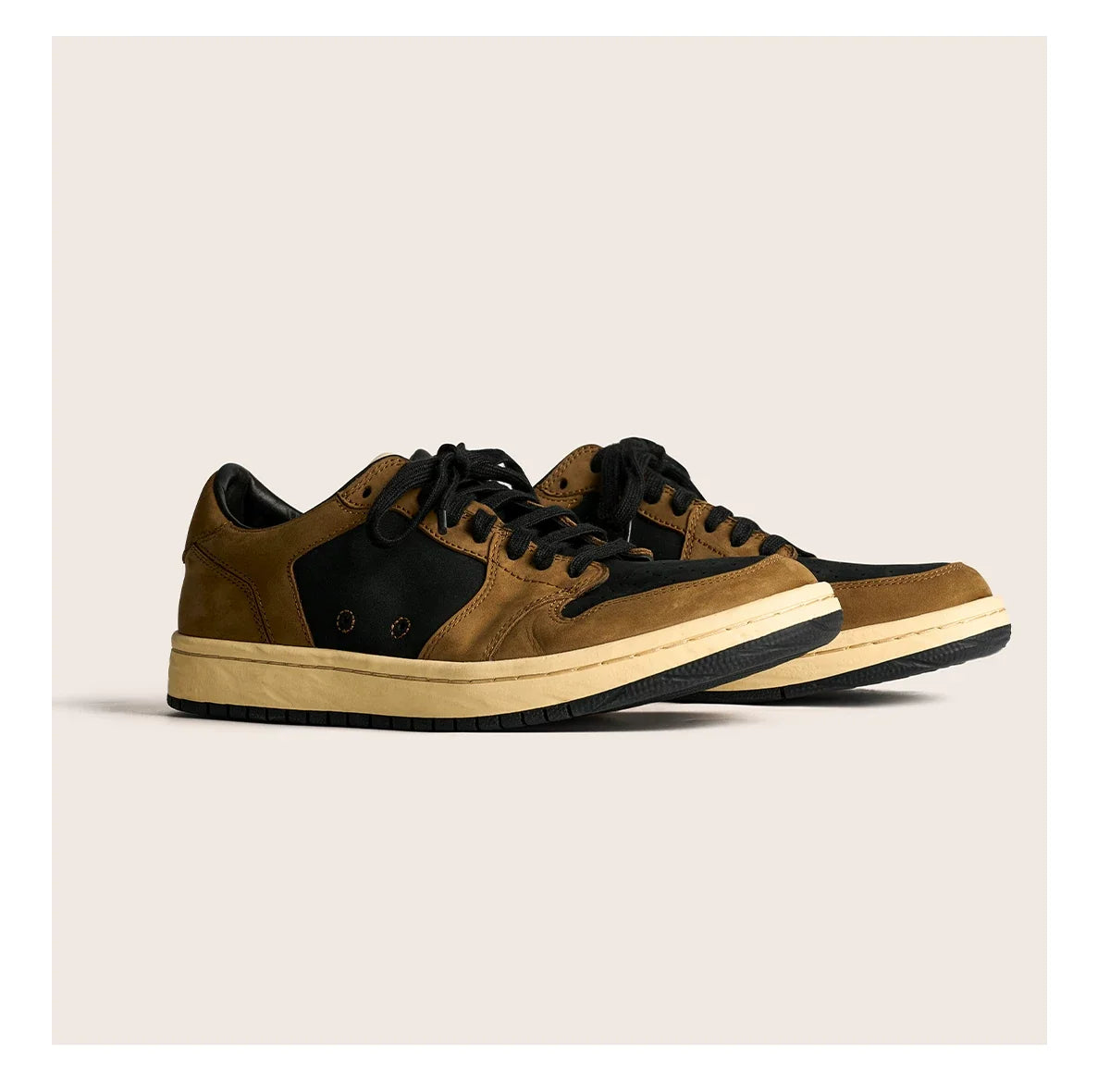 Vintage Court Cowhide Leather Sneakers - Skipkicks