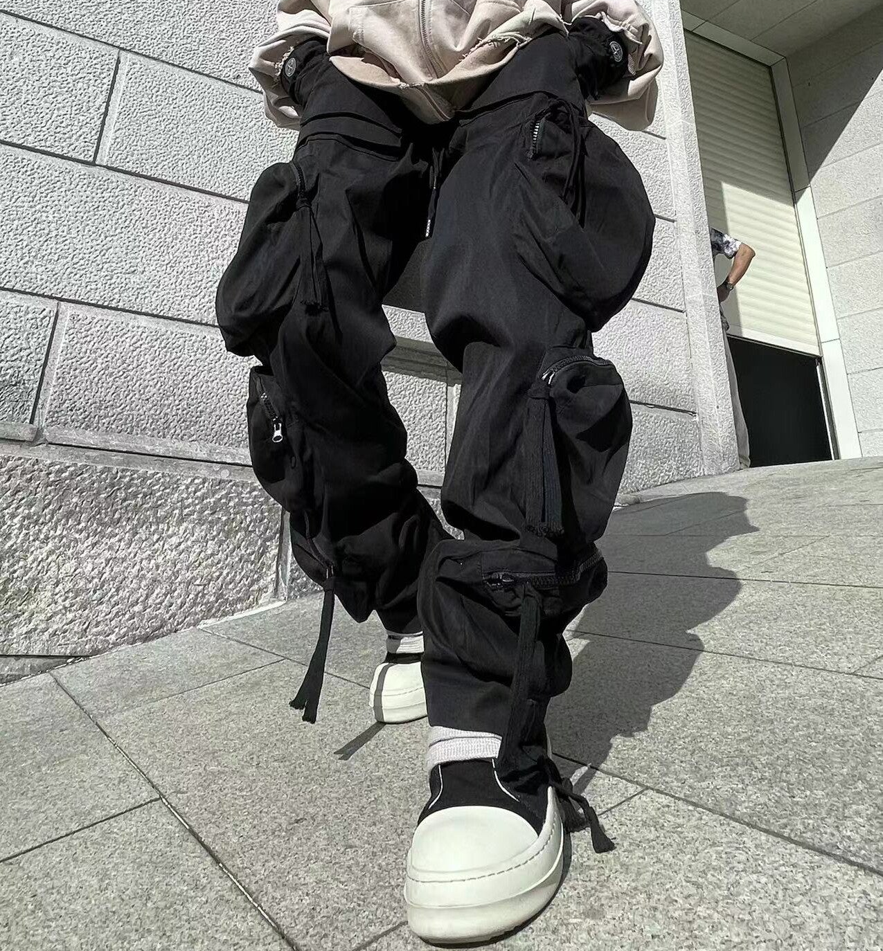 Men's Drawstring Tapered Multi-Pocket Cargo Pants