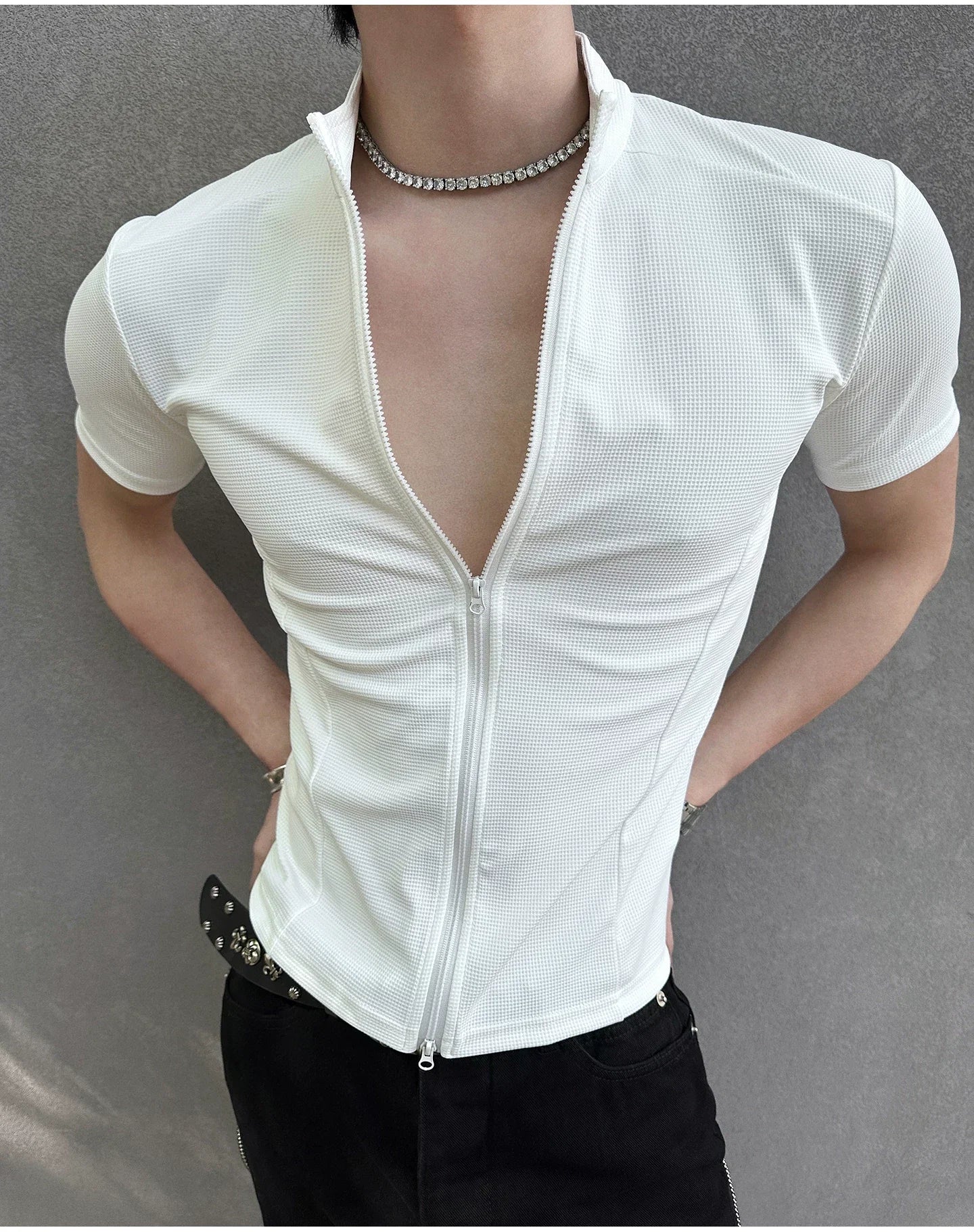 Frostgrid Sculpt Zip Mock Tee