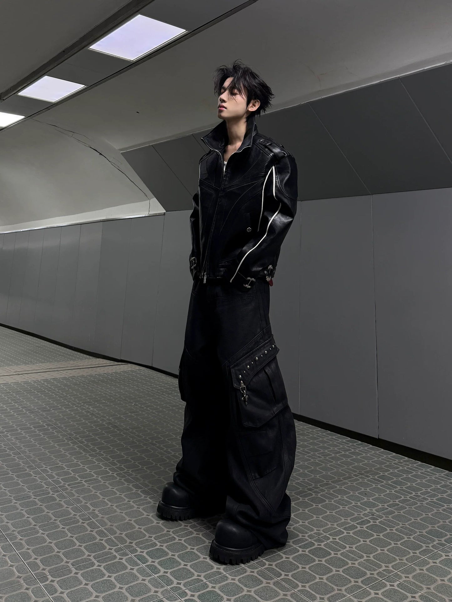 Gravemarch Cargo Balloon Pants: Dystopian Streetwear Redefined