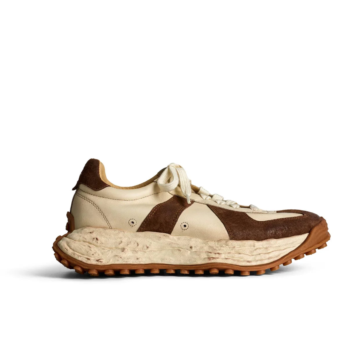 Retro Trail Leather Sneakers - Skipkicks