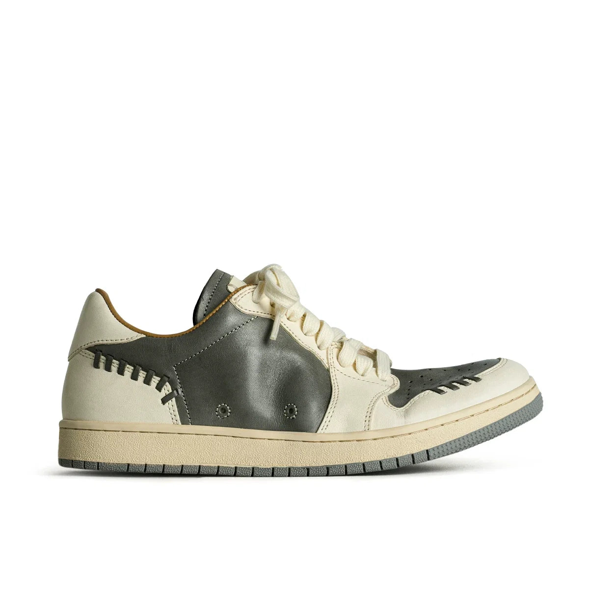 Retro Two-Tone Casual Sneakers - Skipkicks