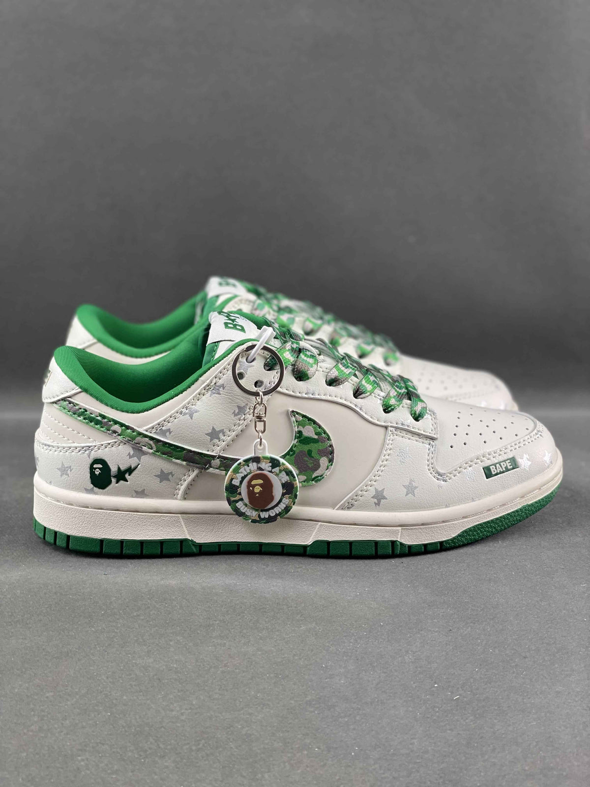 Custom SB Dunk X BAPE DW1098-349