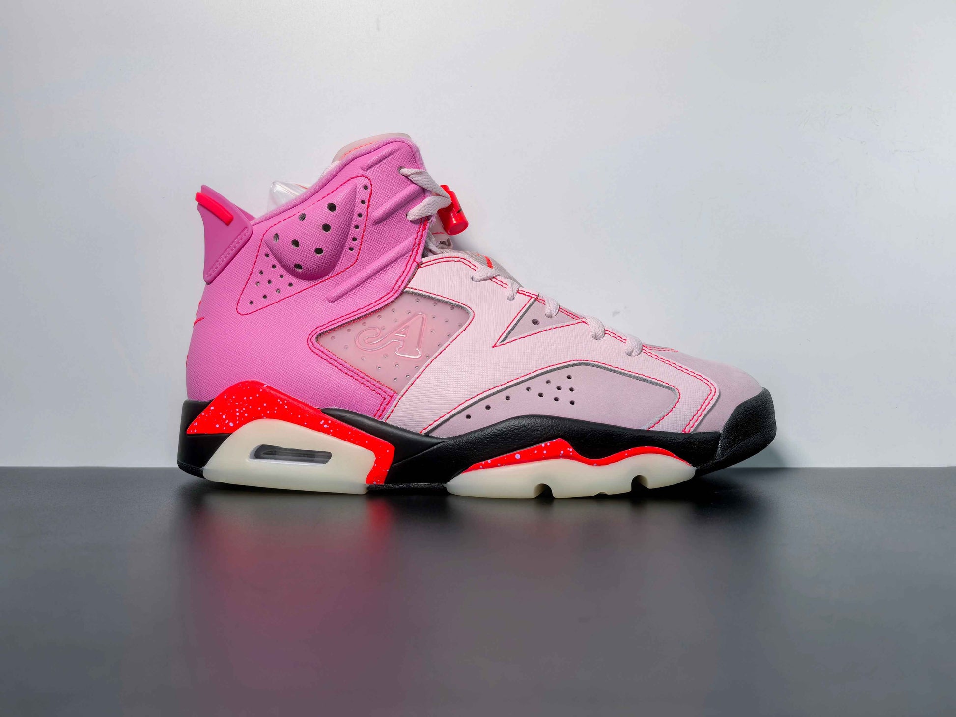 Air Jordan 6 Awake