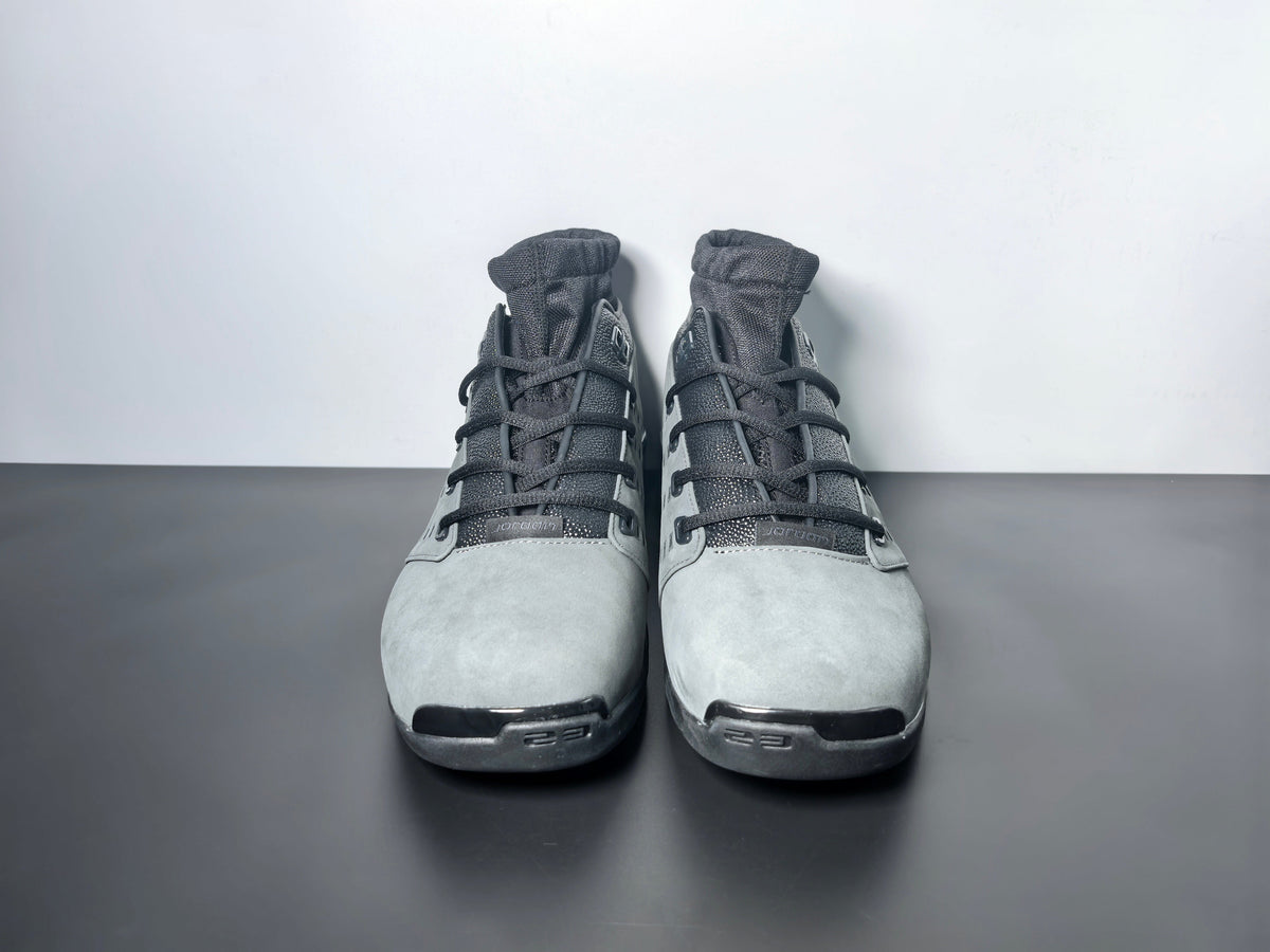 Air Jordan 17 Low Black Pack