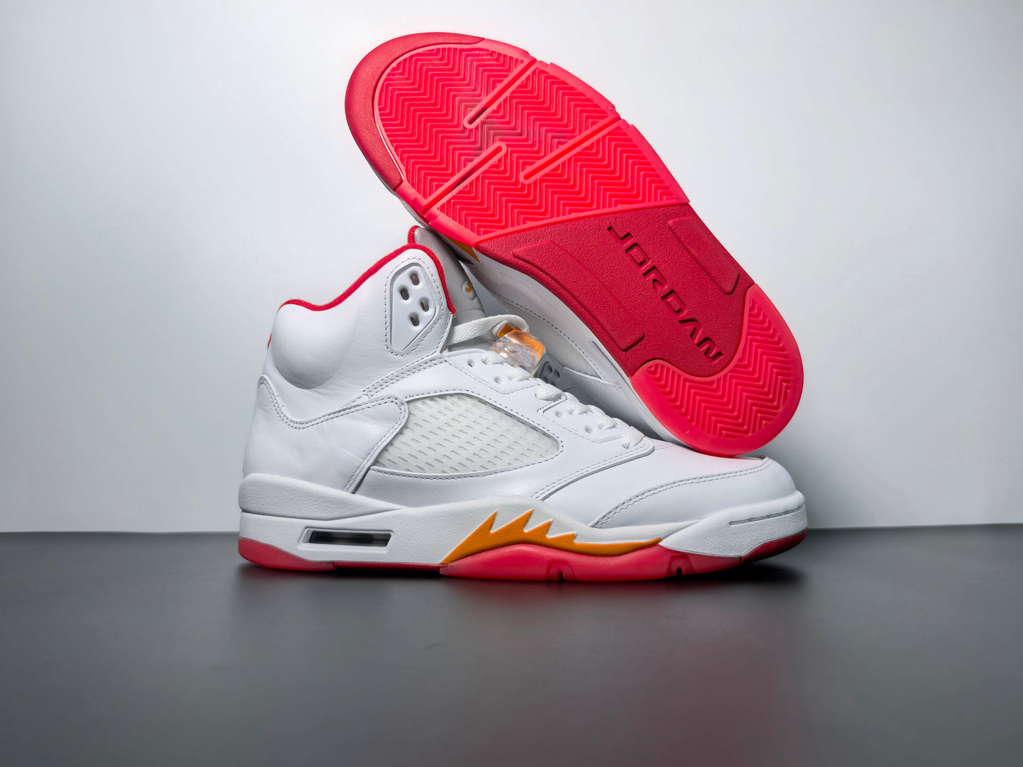 Air Jordan 5 “Sunset”