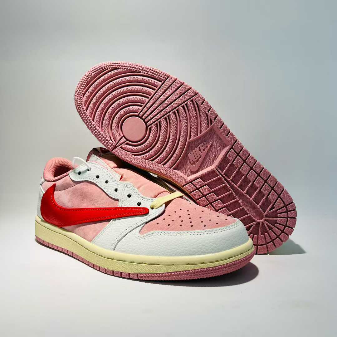 Travis Scott x Air Jordan 1 Low OG – A Collector's Dream
