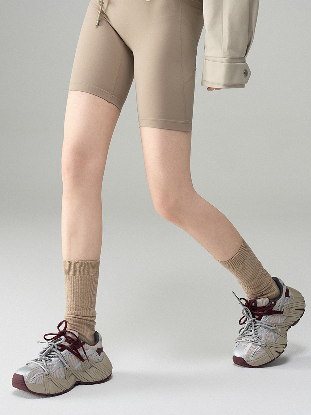 Beige Mesh Cage Runner Sneakers - Skipkicks