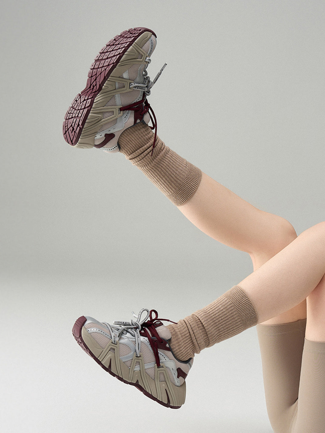 Beige Mesh Cage Runner Sneakers - Skipkicks