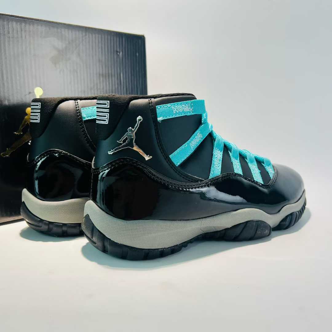 Air Jordan 11 Retro: Iconic Style Meets Premium Comfort