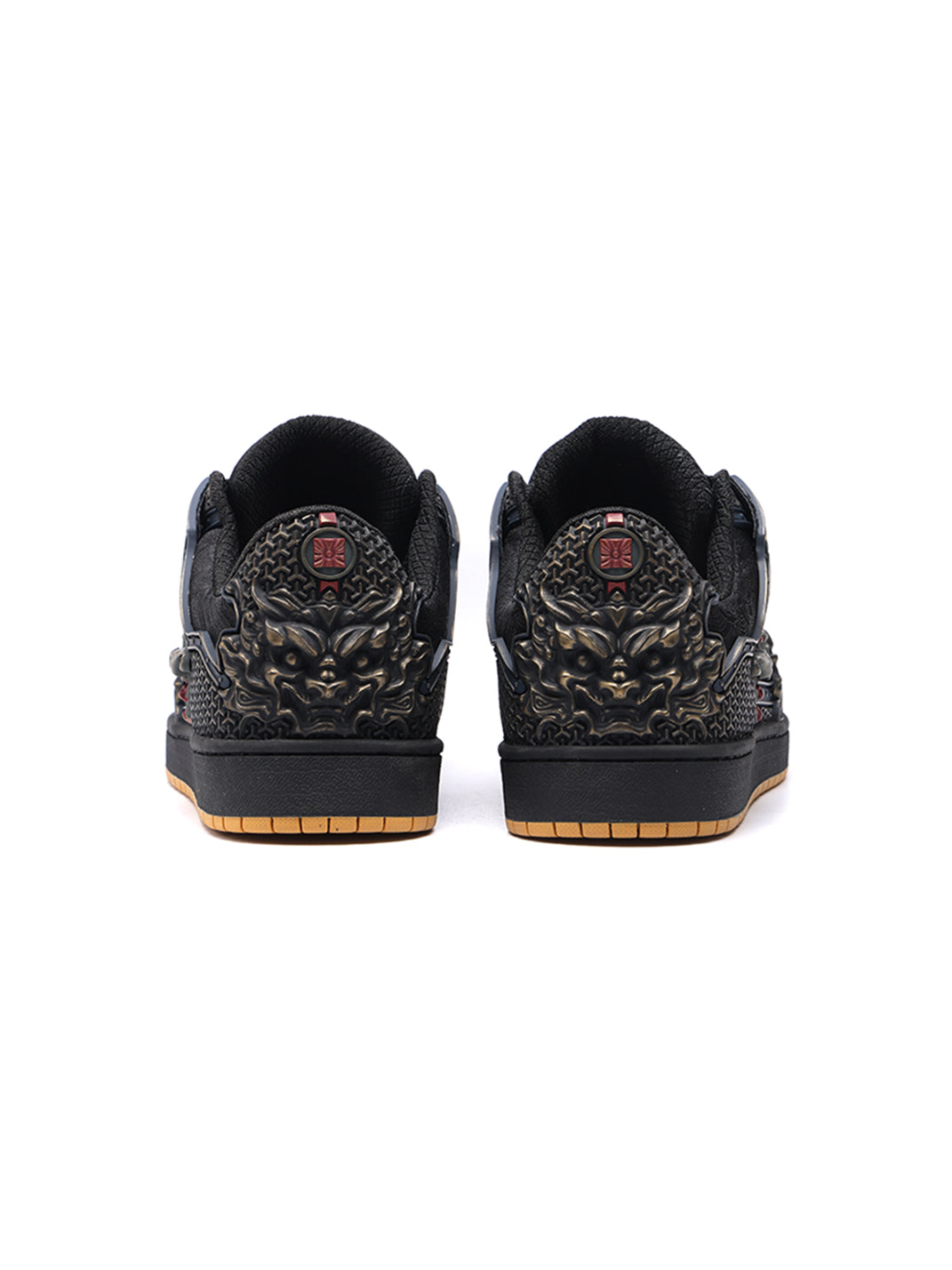 Black Dragon Embroidered Low-Top Sneakers - Skipkicks