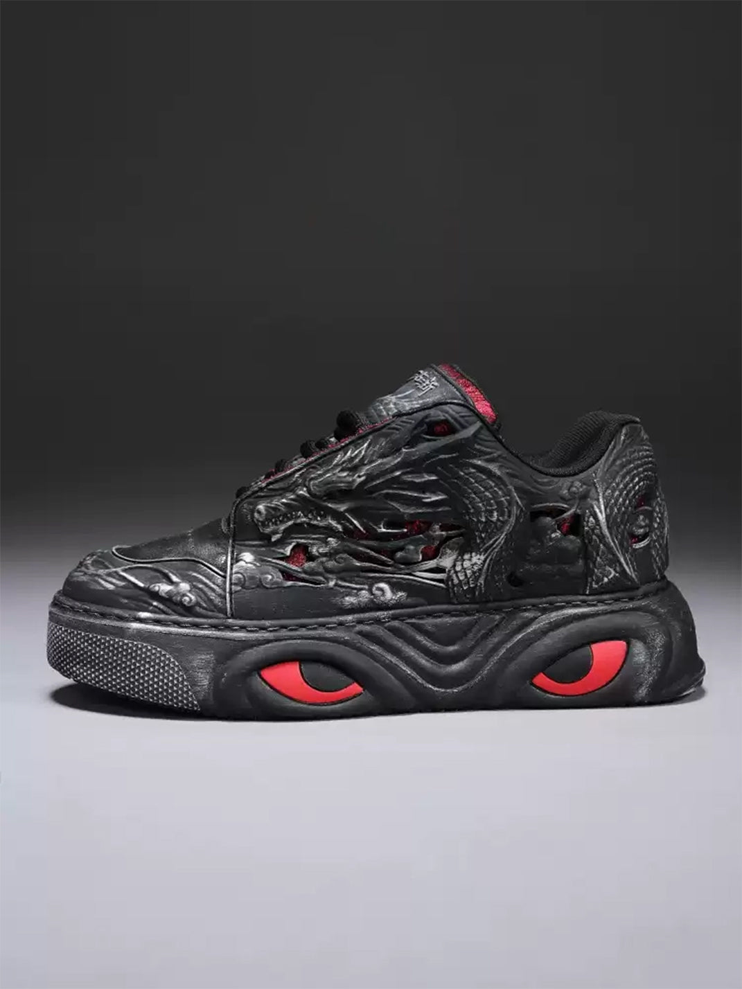 Black Dragon Relief Chunky Platform Sneakers - Skipkicks